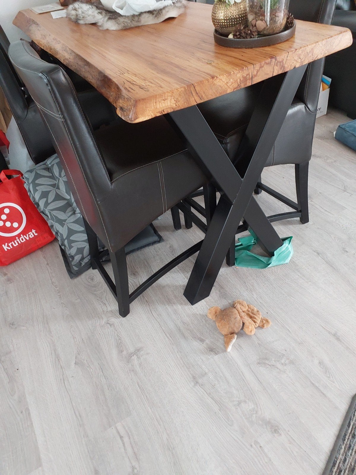 Bartafel met 6 krukken, Ophalen, Zo goed als nieuw