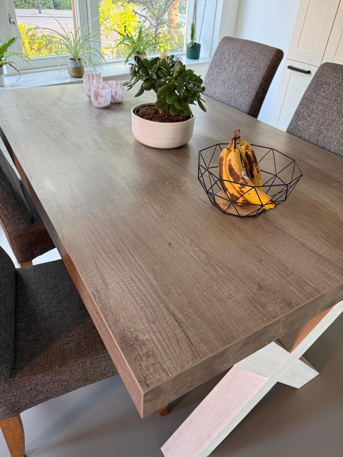 moderne eettafel met x poten z.g.a.n, Ophalen, Zo goed als nieuw, 4 tot 6 stoelen
