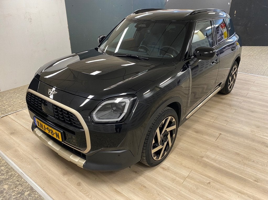 Mini Mini Countryman 1.5 C Favoured L, Auto's, Mini, Gebruikt, Euro 6, Zwart, Leder