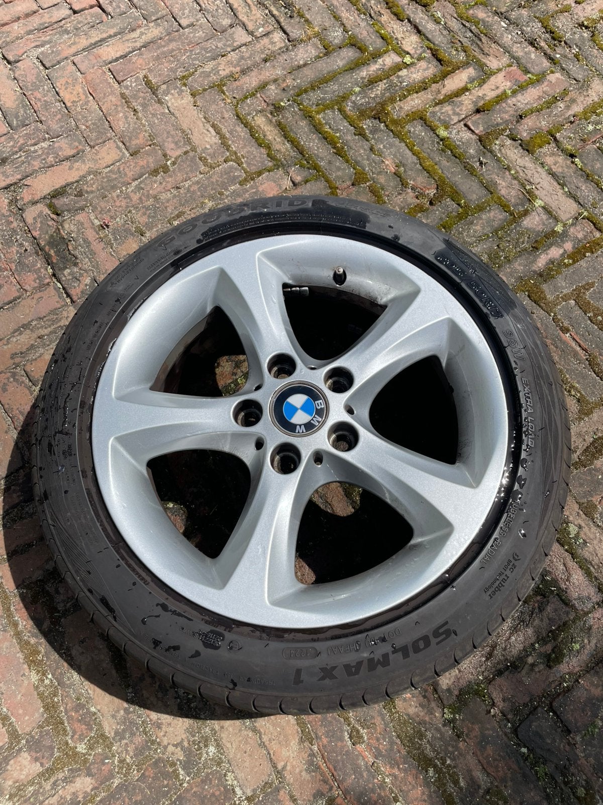 Originele BMW 17 inch velgen + zomerbanden12/2024 6,3 mm, Ophalen