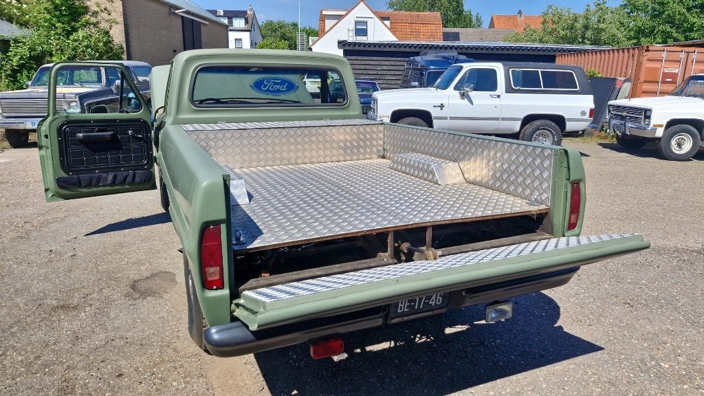Ford F250 Super Custom V8 uit 1967, LPG, Oldtimer!, foto 11