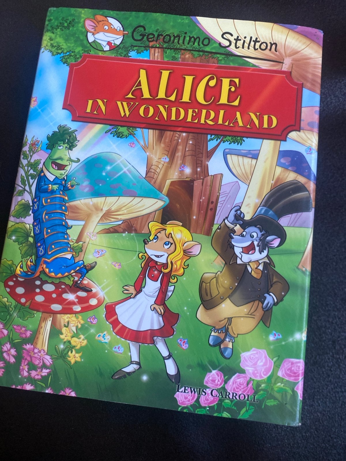 Geronimo Stilton: Alice in Wonderland - Lewis Carroll, Ophalen of Verzenden, Zo goed als nieuw, Sprookjes
