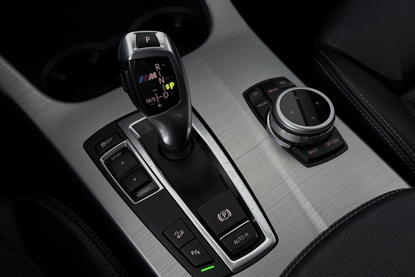 Foto 16 van BMW X3 XDrive35i High Executive (STOELVERWARMING, GROOT-NAVI