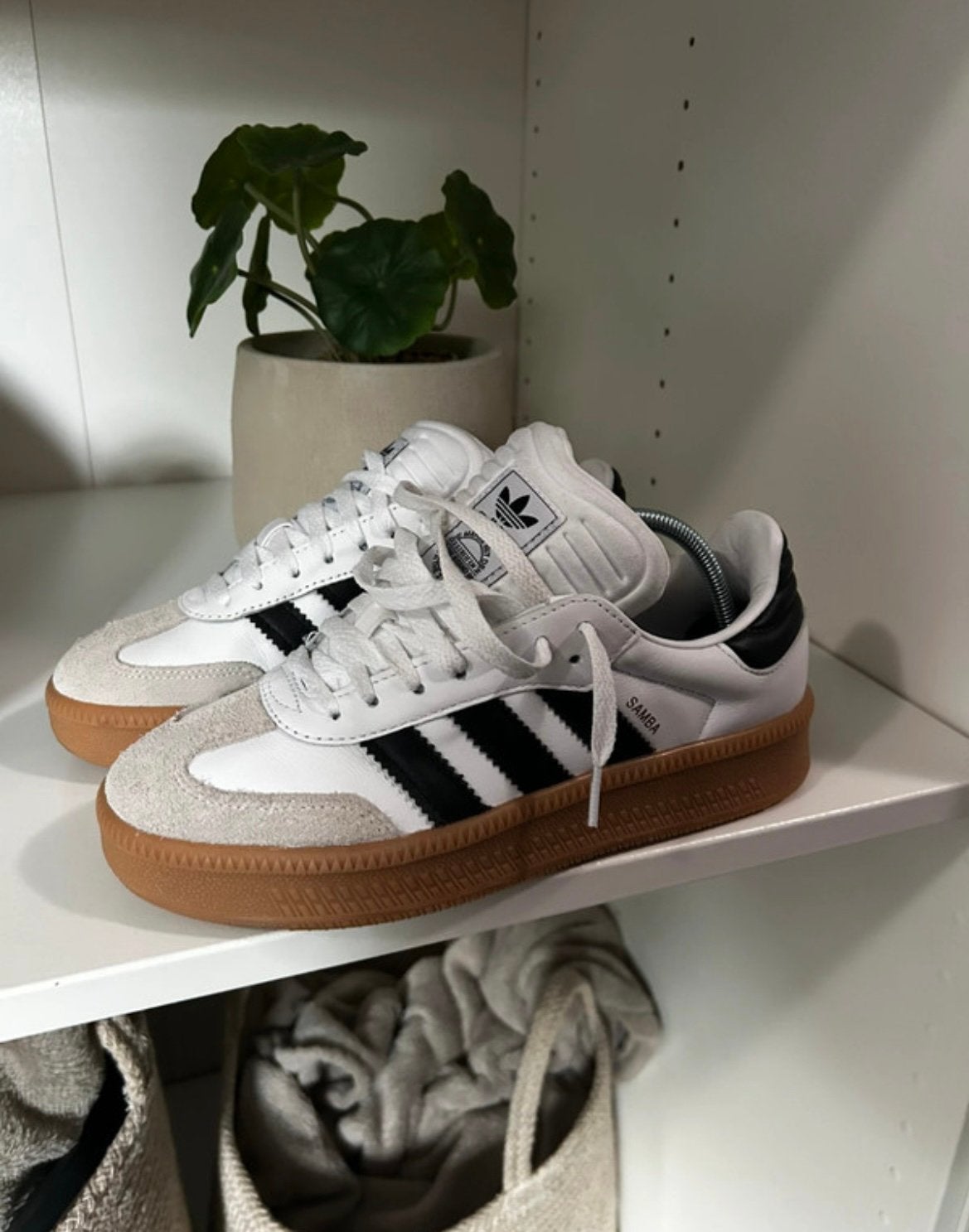 Adidas Samba XLG, Kleding | Dames, Schoenen, Ophalen of Verzenden, Zo goed als nieuw, Wit, Sneakers of Gympen