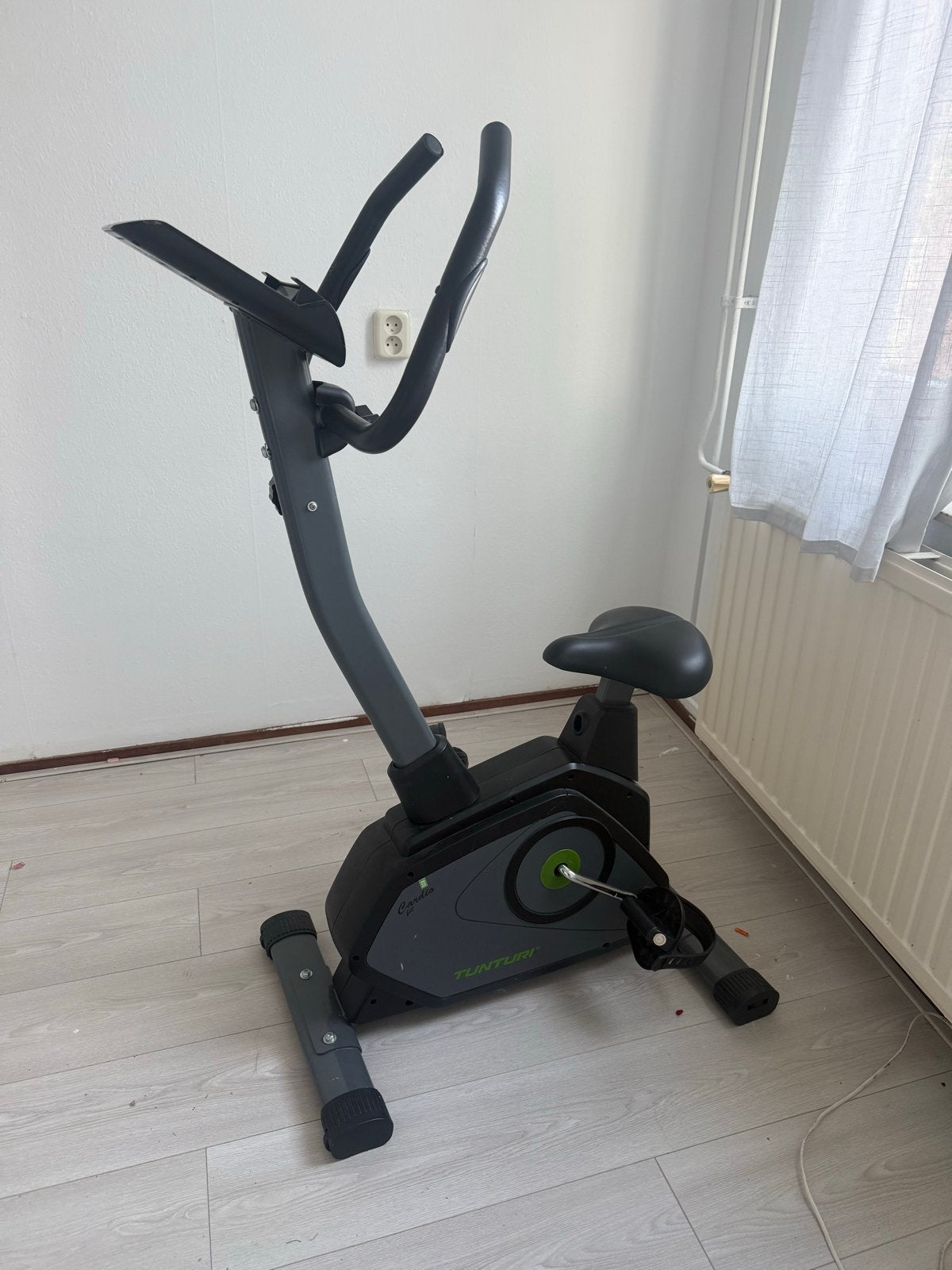 Tunturi Hometrainer - Zo goed als nieuw, Ophalen of Verzenden, Zo goed als nieuw, Metaal, Benen
