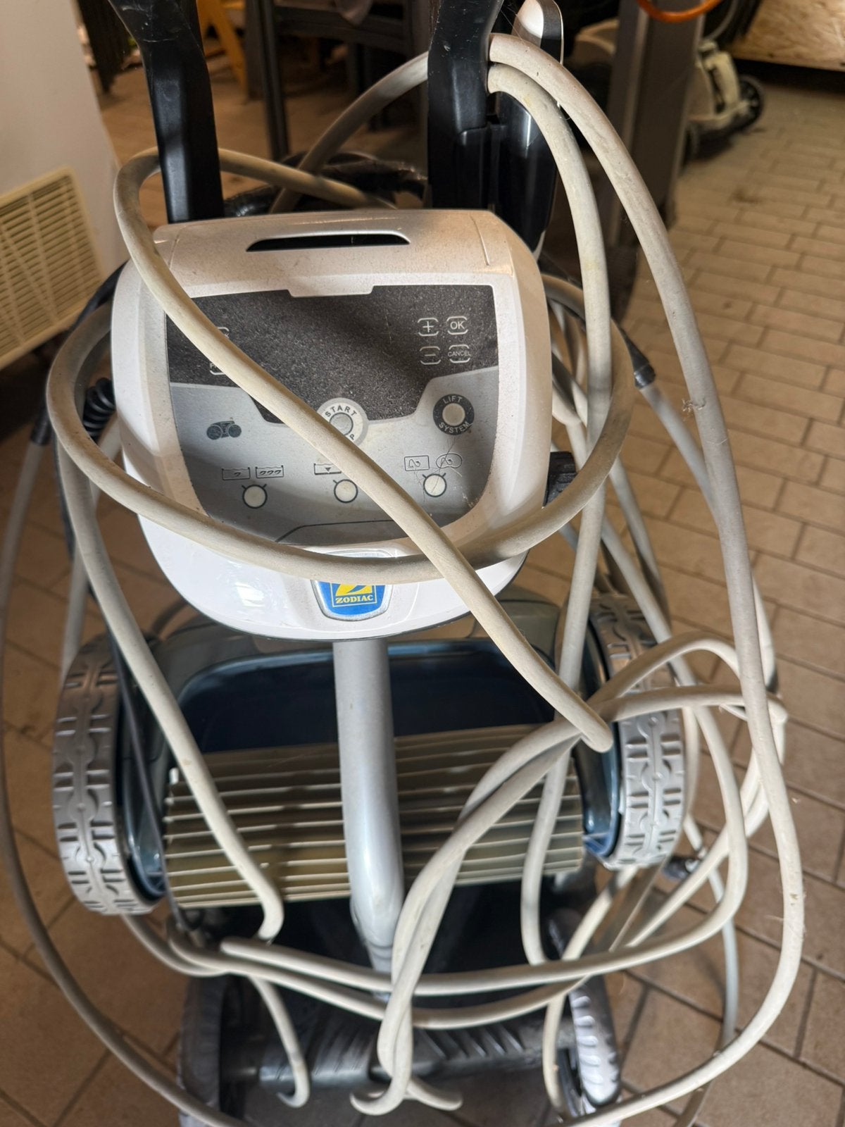 Zwembadrobot, Ophalen, Gebruikt, Overige typen