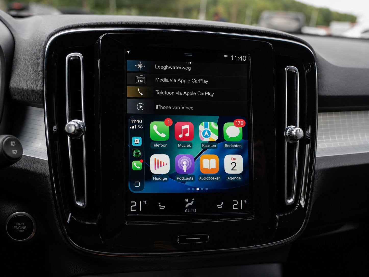 Volvo XC40 1.5 T2 Momentum - APPLE CARPLAY - CRUISE CONTR -, Auto's, Volvo, Voorwielaandrijving, Dealer onderhouden, Gebruikt