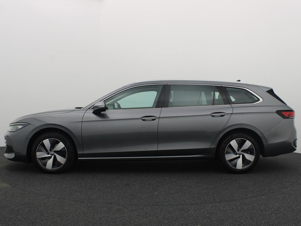 Volkswagen Passat Variant 1.5 eTSI Business NL-AUTO / TREKHA, Auto's, 4 cilinders, 150 pk, Automatische klimaatregeling, Origineel Nederlands