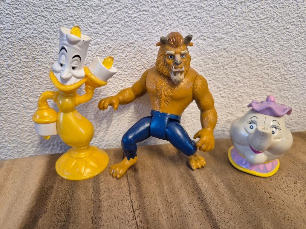 Mcdonalds Happy Meal - Disney Belle en het Beest, Verzamelen, Disney, Gebruikt, Beeldje of Figuurtje, Assepoester of Belle, Ophalen of Verzenden