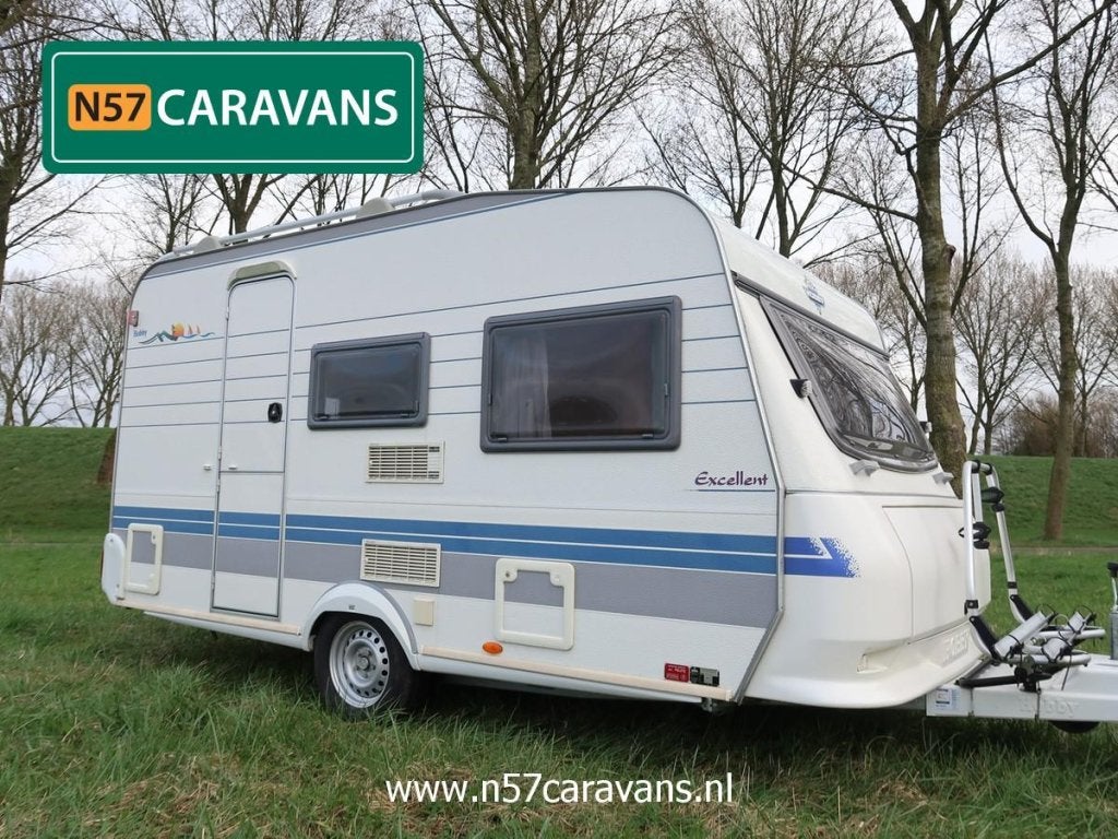 Hobby Excellent Easy 400 / 2x fietsendrager, Caravans en Kamperen, Dwarsbed, Hobby, Bedrijf, Treinzit