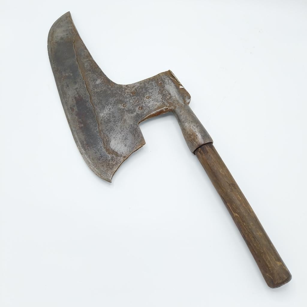 18e Eeuwse Oostenrijkse Rechtshandige Kantbijl (58074-4), Antiek en Kunst, Antiek | Gereedschap en Instrumenten, Ophalen of Verzenden