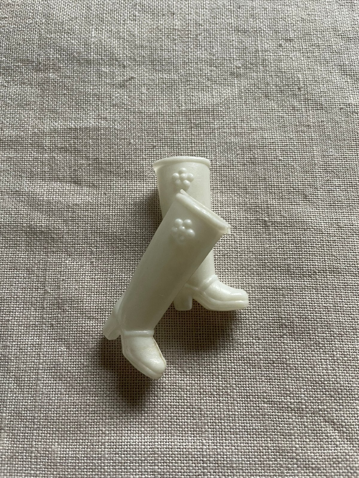 Vintage witte Mary Quant Daisy laarzen Barbie 1960s / 1970s, Ophalen of Verzenden, Zo goed als nieuw, Kleertjes