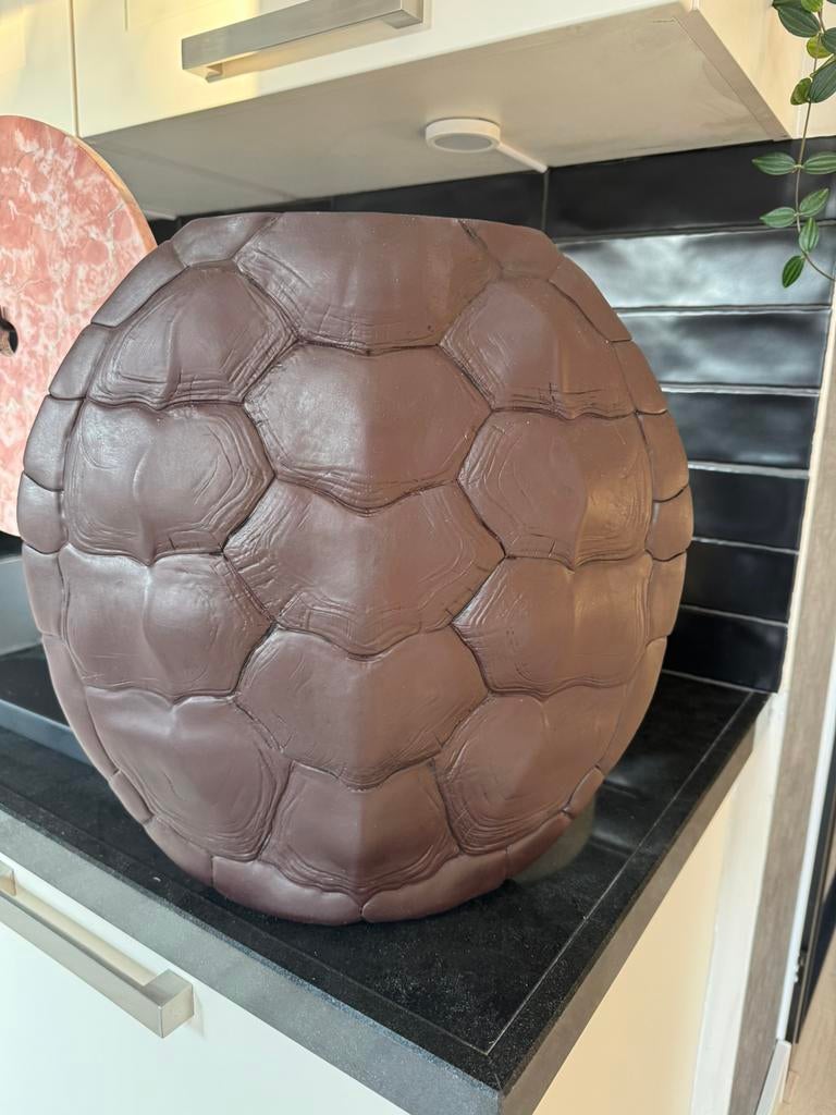 Bruine Turtle vaas, Overige kleuren, Ophalen of Verzenden, Minder dan 50 cm, Glas