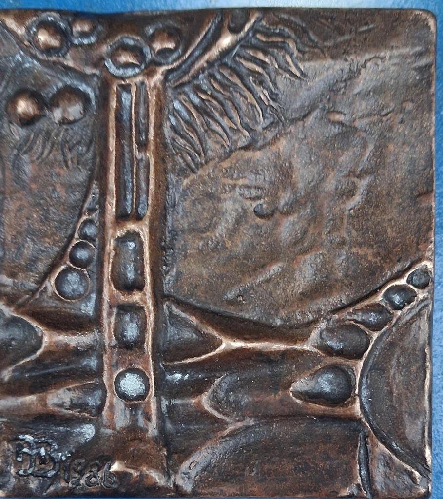 Jean & Marianne Bremers. Dubbelzijdig bronzen reliëf. 1986., Ophalen
