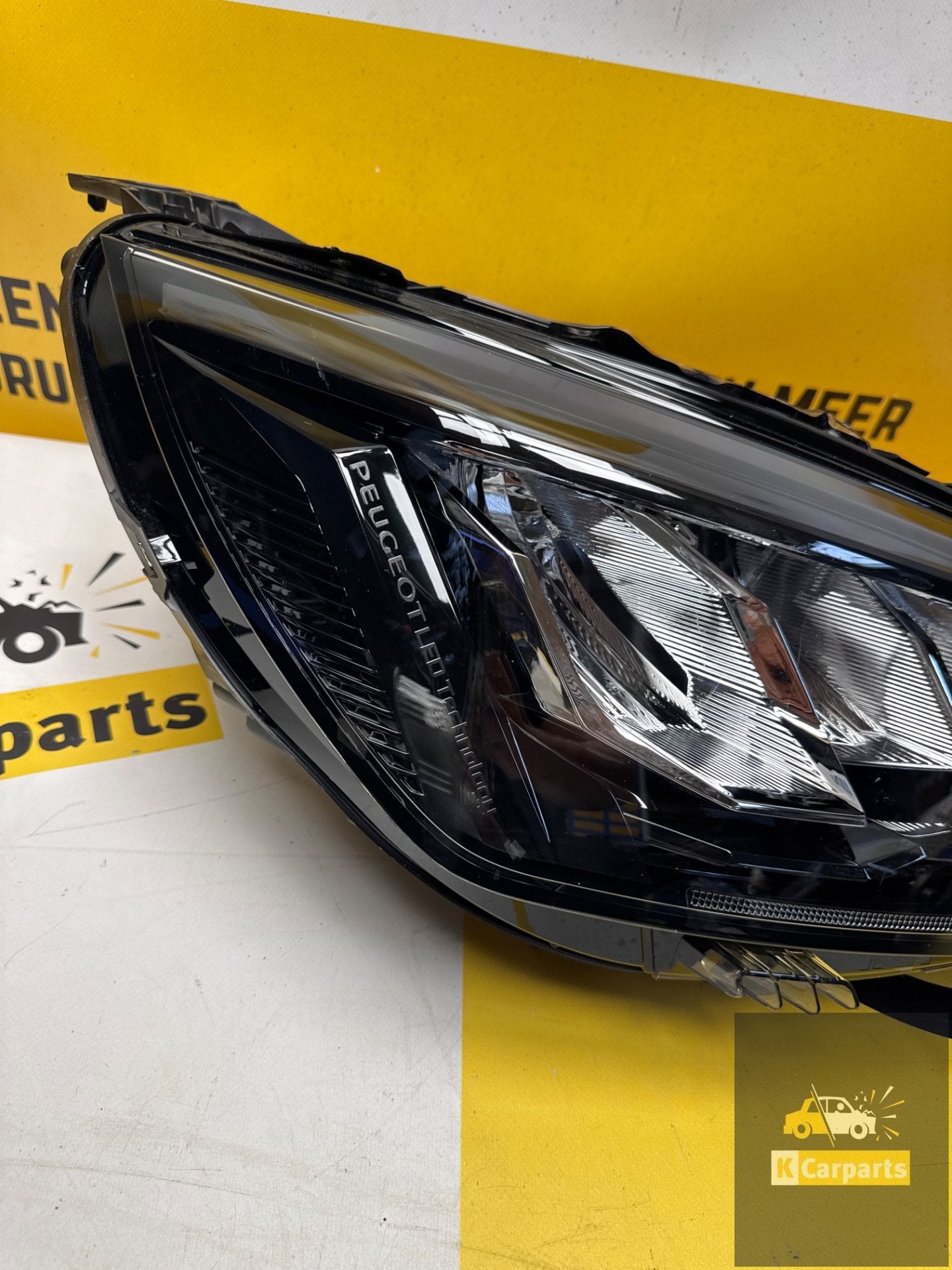 Koplamp PEUGEOT Rechts 208 II 2 2008 II 2 LED 19-23, Auto-onderdelen, Info@fabrikant.eu, Fabrikantstraat 1
1000 AA  Amsterdam, NL