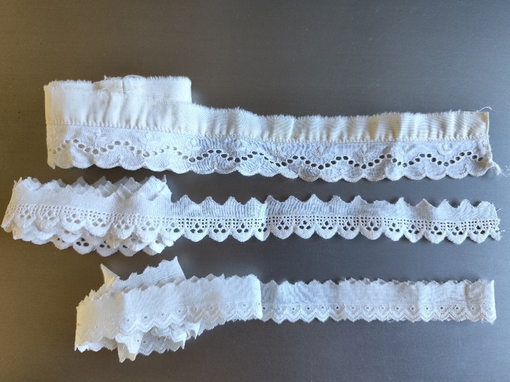 vintage BRODERIE kantjes divers 2, Hobby en Vrije tijd, Naaien en Fournituren, Ophalen of Verzenden, Zo goed als nieuw, Kant