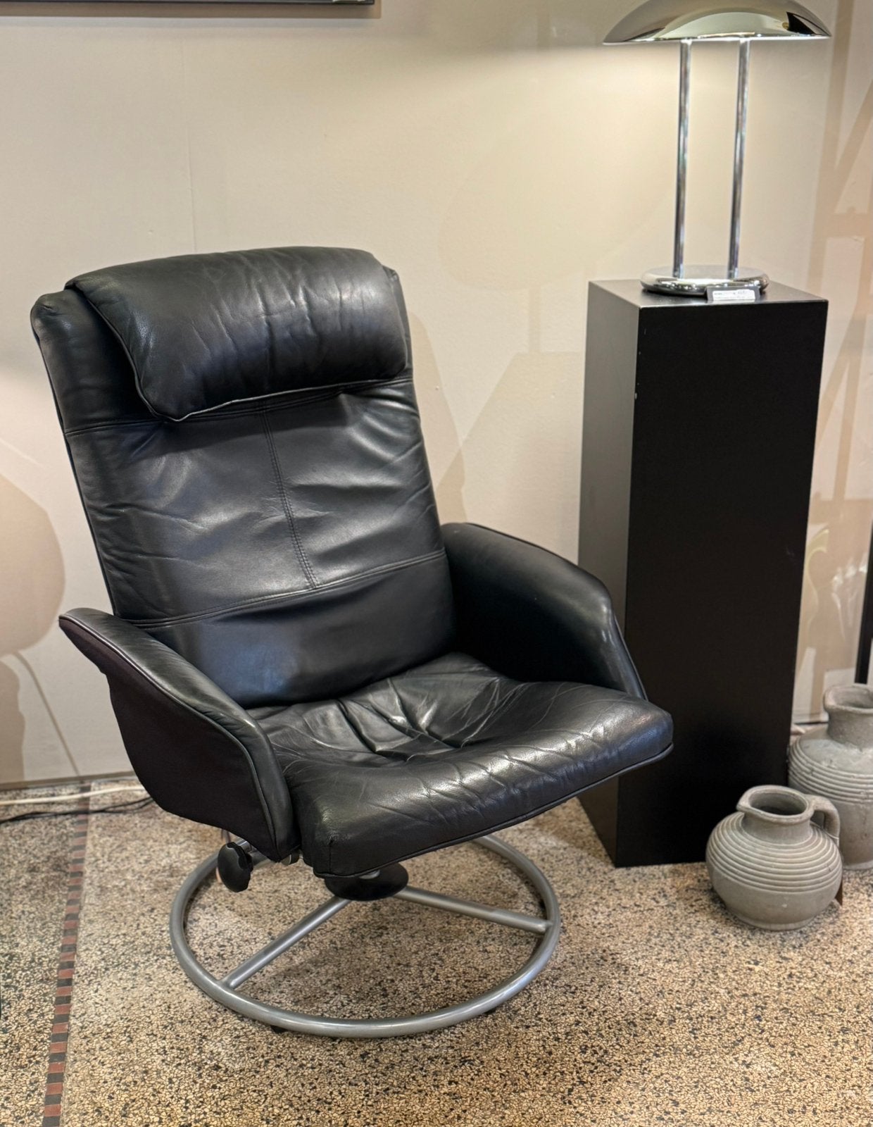 IKEA Malung Design leren relaxfauteuil met draaivoet, Ophalen, Zo goed als nieuw, 50 tot 75 cm, Leer