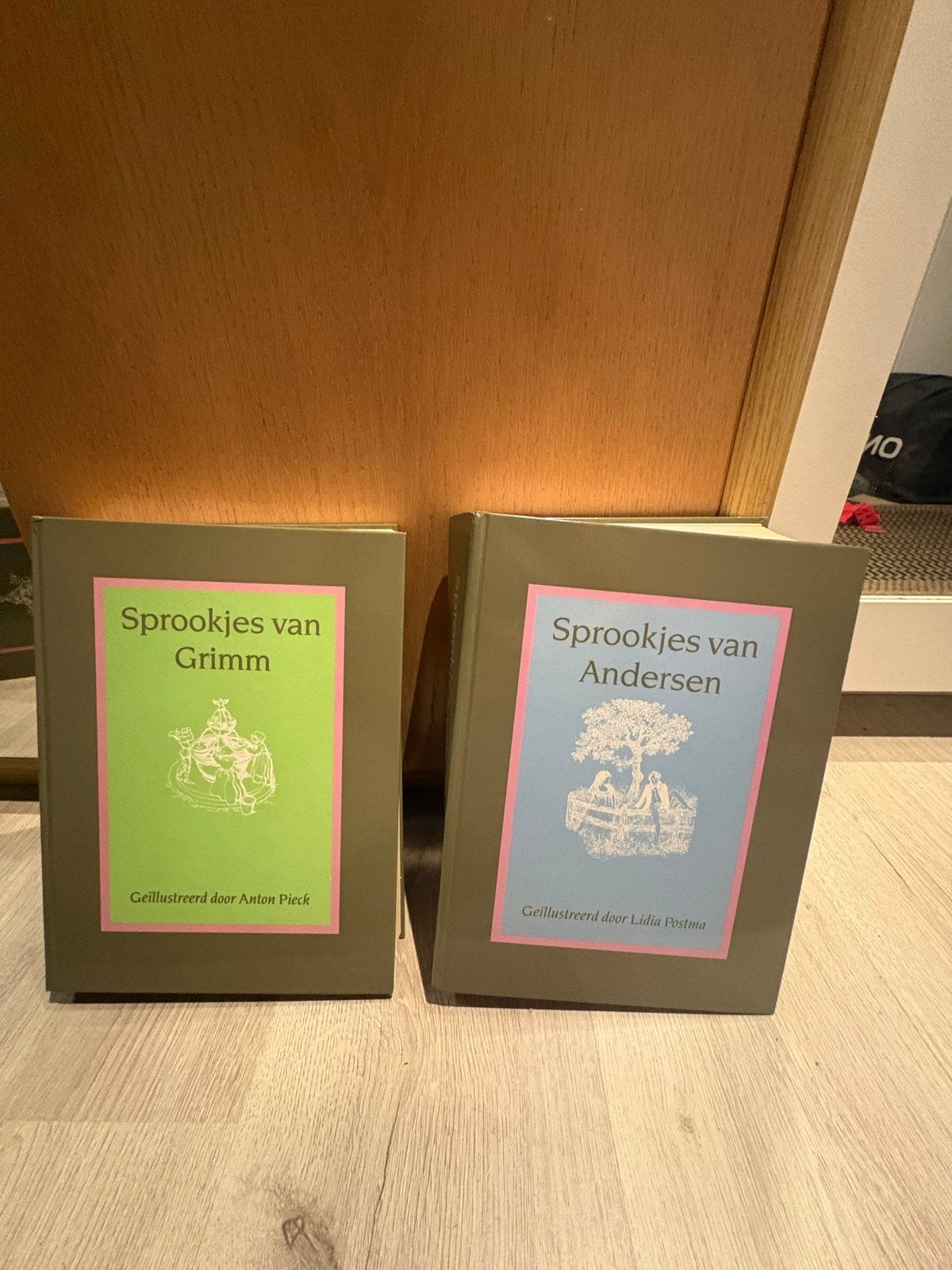 Sprookjes van Grimm en Andersen - Geïllustreerde edities, Ophalen, Gelezen