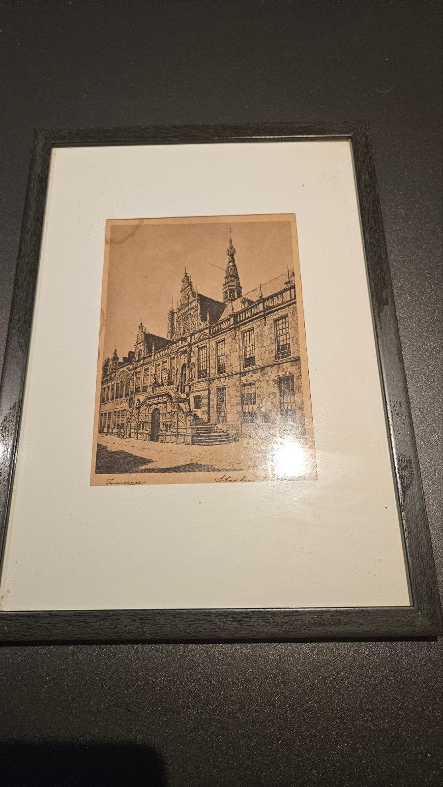 Stadhuis te Leiden - Ets van L. Zweekhorst, Ets, Stadsgezicht, 1900 - 1949, Gesigneerd