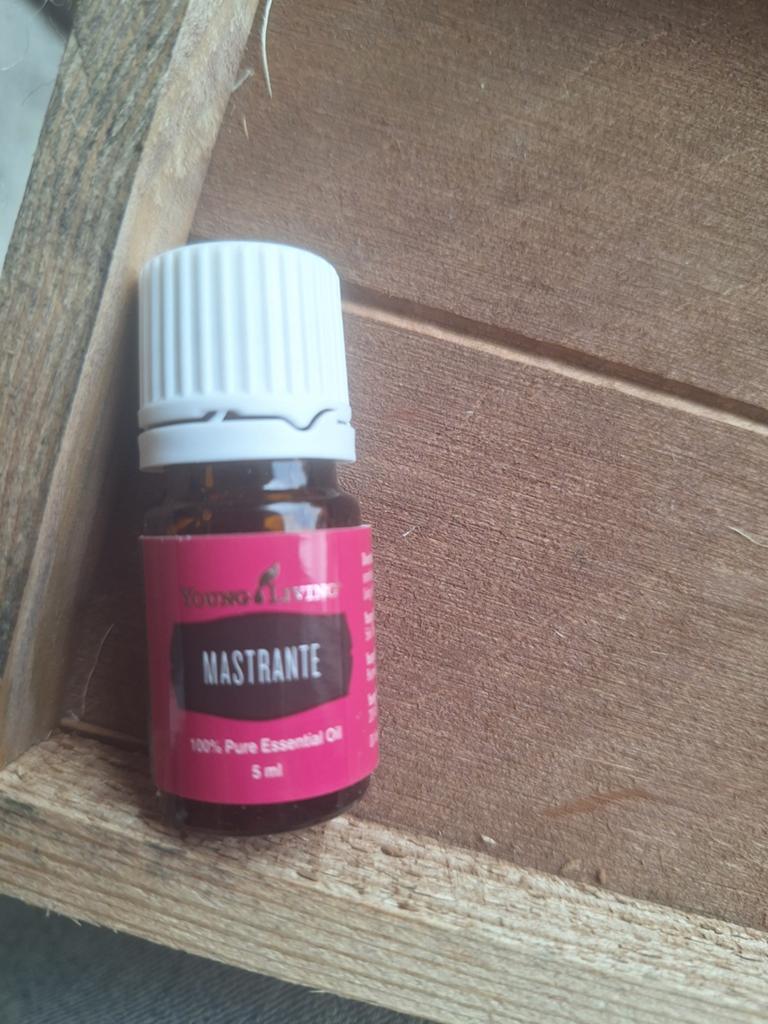 Young Living Mastrante, Ophalen
