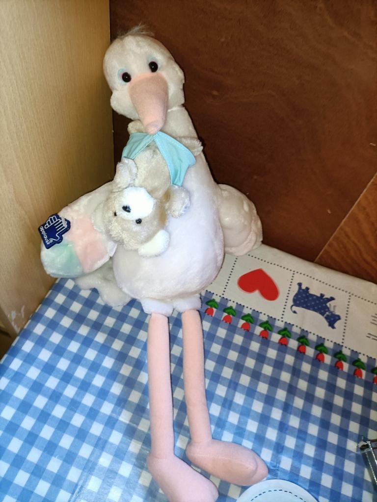 Applause ooievaar knuffel met beer in snavel 48 cm groot, Kinderen en Baby's, Speelgoed | Knuffels en Pluche, Ophalen of Verzenden