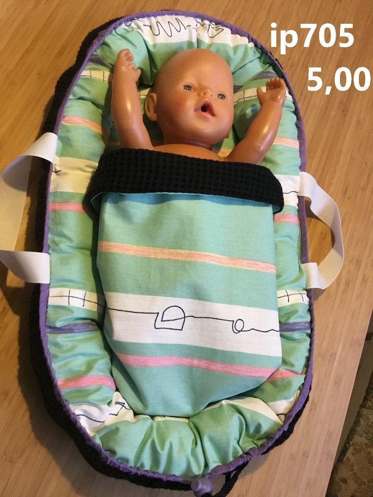 Poppenkleertjes baby born. babynestje. Opbrengst KiKa., Kinderen en Baby's, Speelgoed | Poppen, Ophalen of Verzenden, Nieuw, Babypop