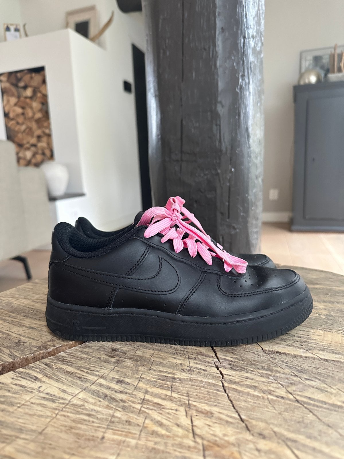 Nike Air Force 1 sneakers zwart, maat 37,5, Ophalen of Verzenden, Gebruikt, Jongen of Meisje, Sportschoenen