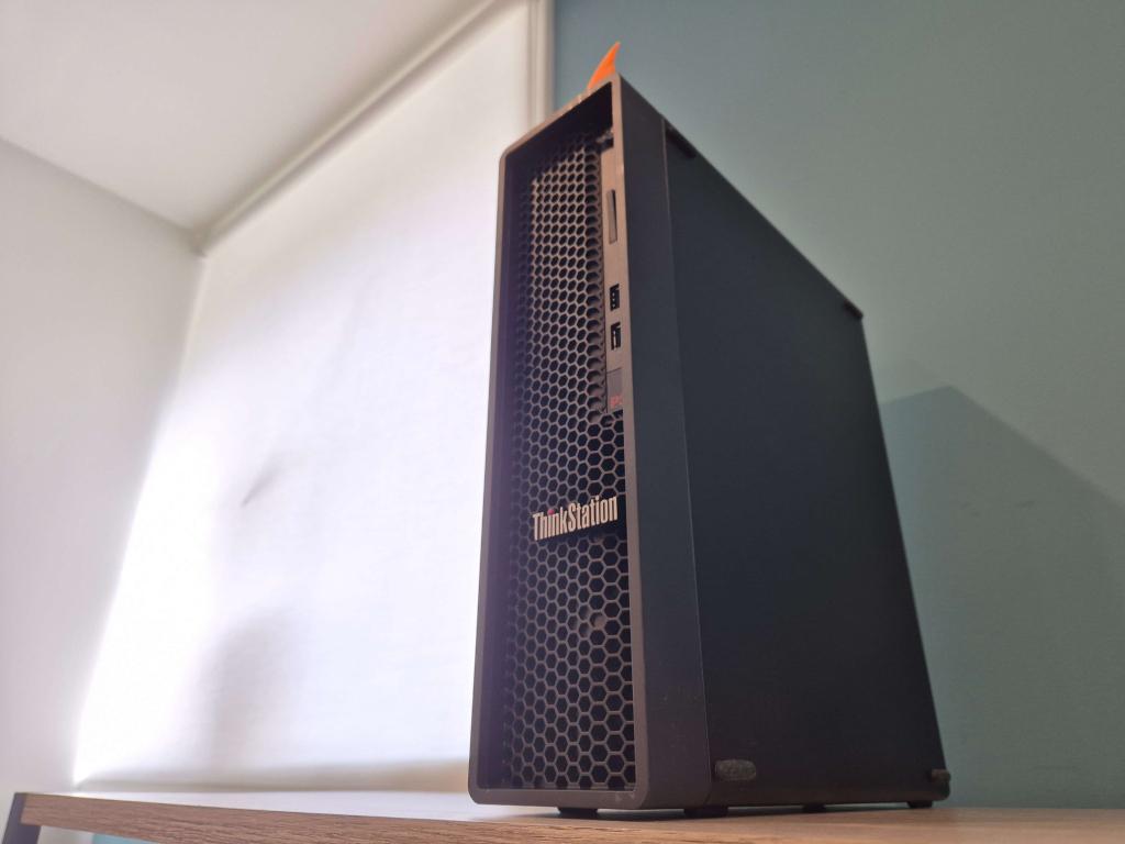 LENOVO P340 | i7 10700, 16GB DDR4, 256GB NVME, Niet ingevuld, Niet ingevuld, Ophalen of Verzenden, Zo goed als nieuw