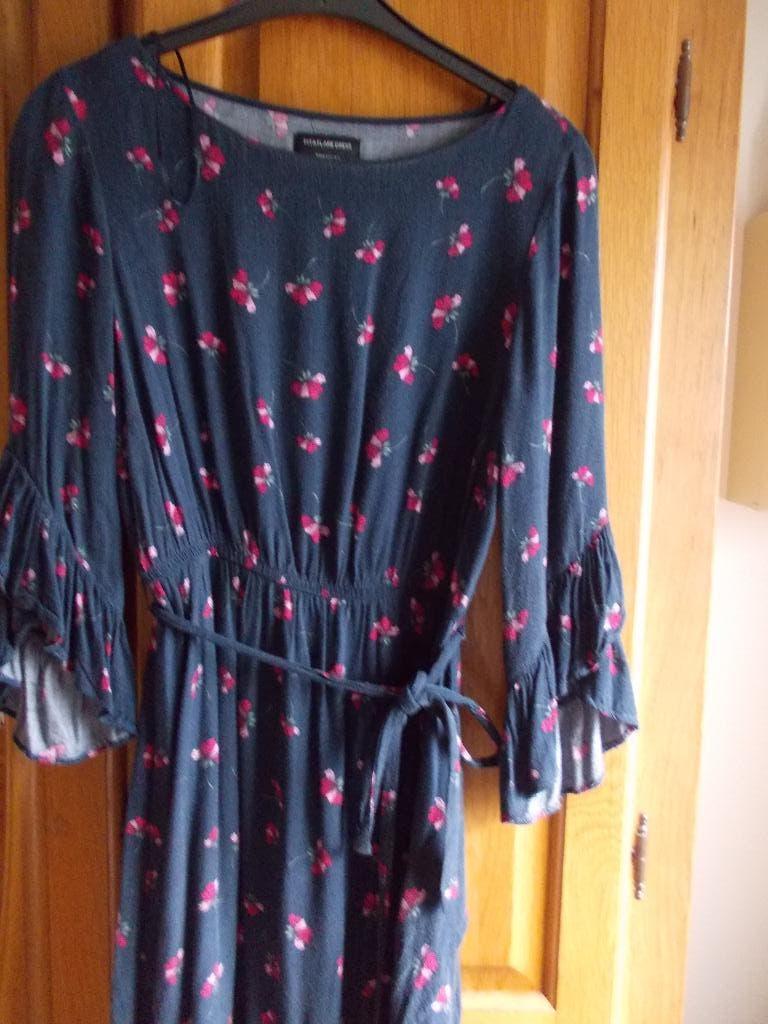 Donkerblauwe jurk met bloemetjes van Jessica, maat 38., Blauw, Yessica, Zo goed als nieuw, Ophalen