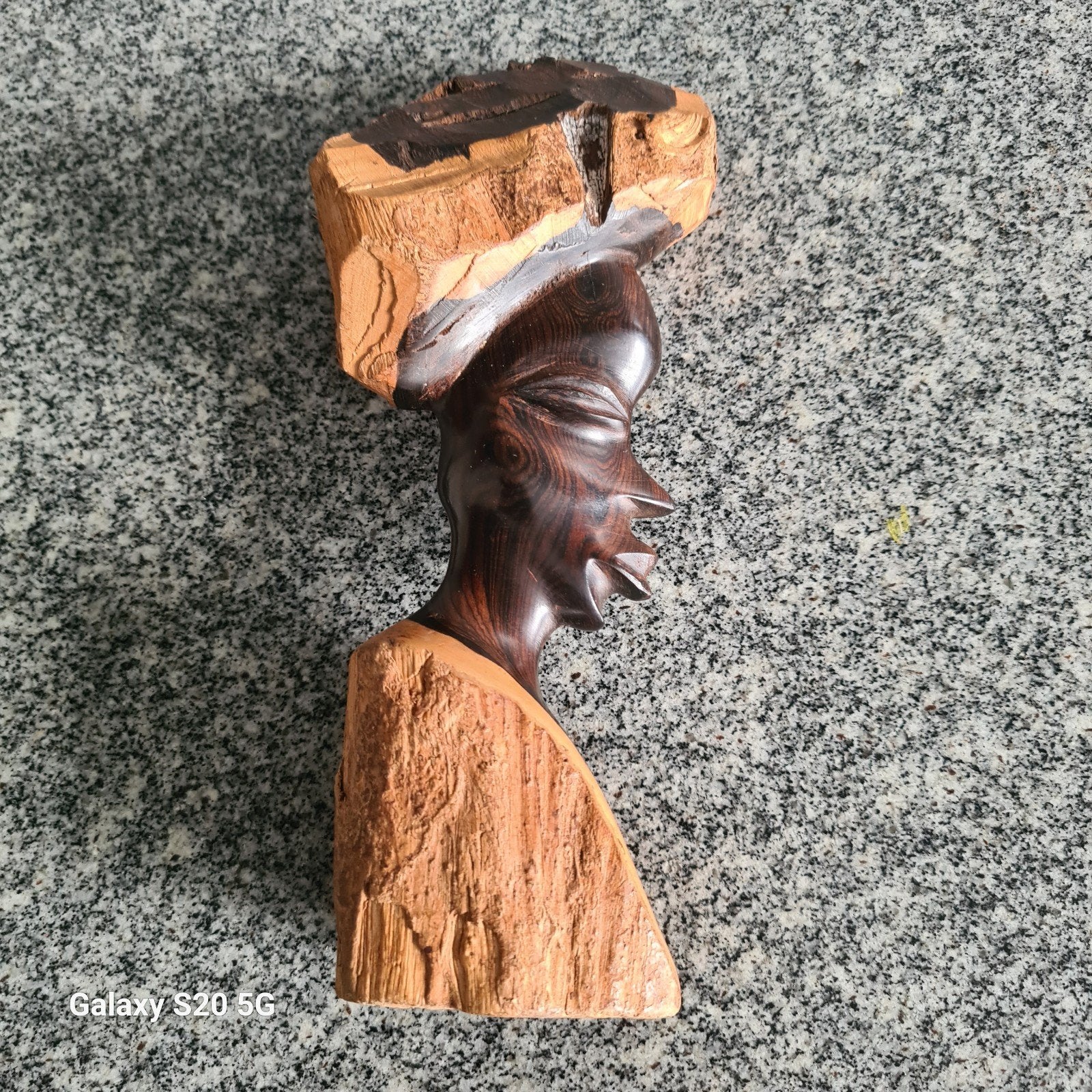 Houten Afrikaans Beeld - Vrouw met Hoofdtooi, Ophalen of Verzenden, Handgemaakt, 20 - 50 cm, Beeld