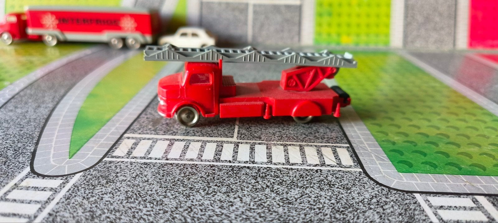 Oude Lego Mercedes ladderwagen, Hobby en Vrije tijd, Modelauto's | 1:87, Verzenden, Gebruikt, Auto, Overige merken