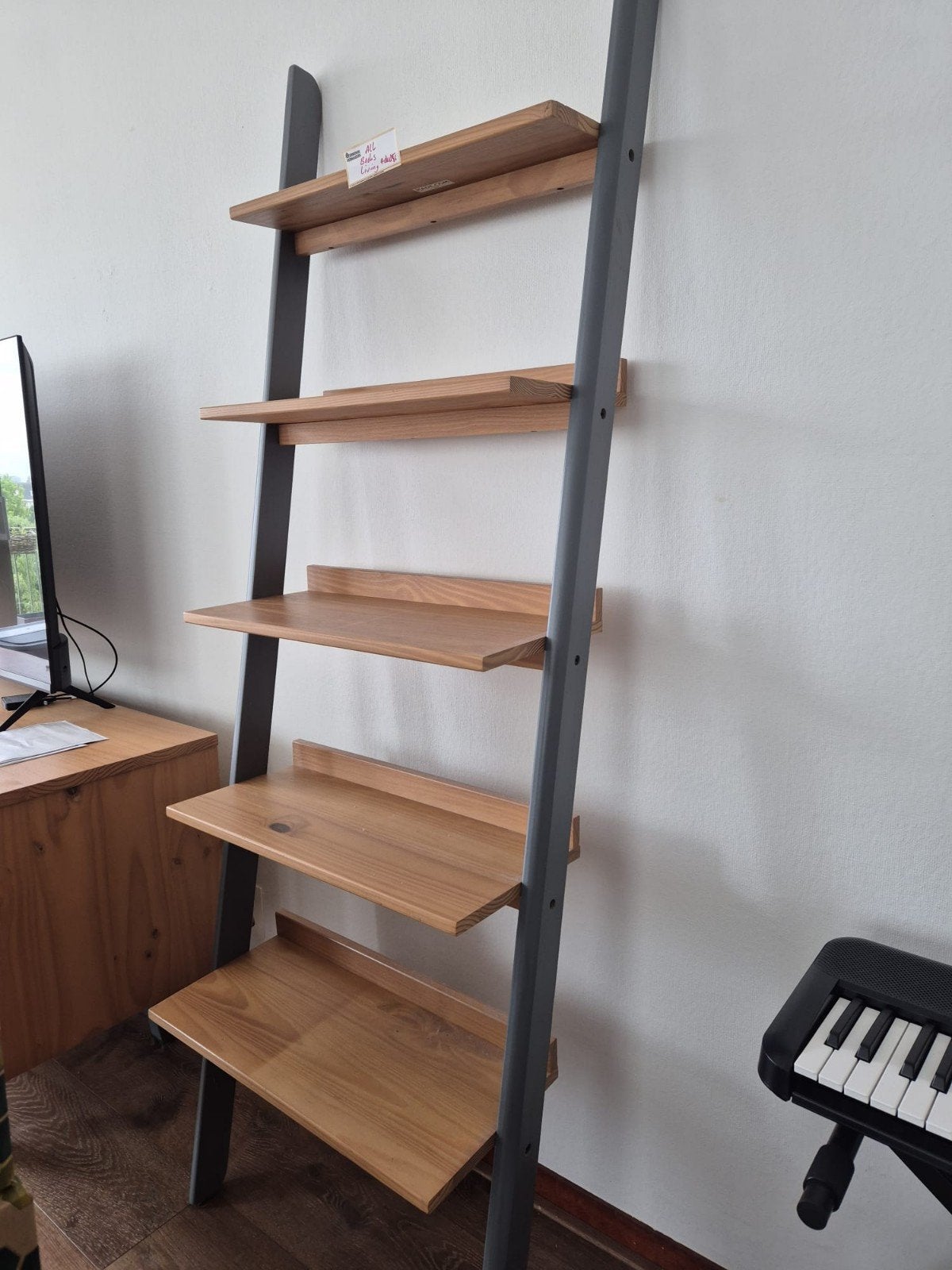 Boekenrek - Modern en Stijlvol, Ophalen, Zo goed als nieuw, 25 tot 50 cm, 50 tot 100 cm