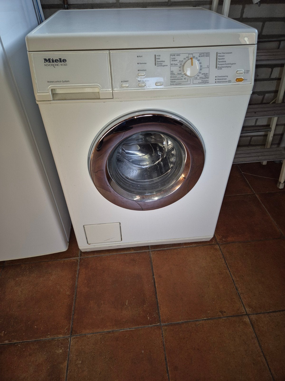 oude miele wasmachine, Ophalen, Gebruikt, 1200 tot 1600 toeren, 85 tot 90 cm