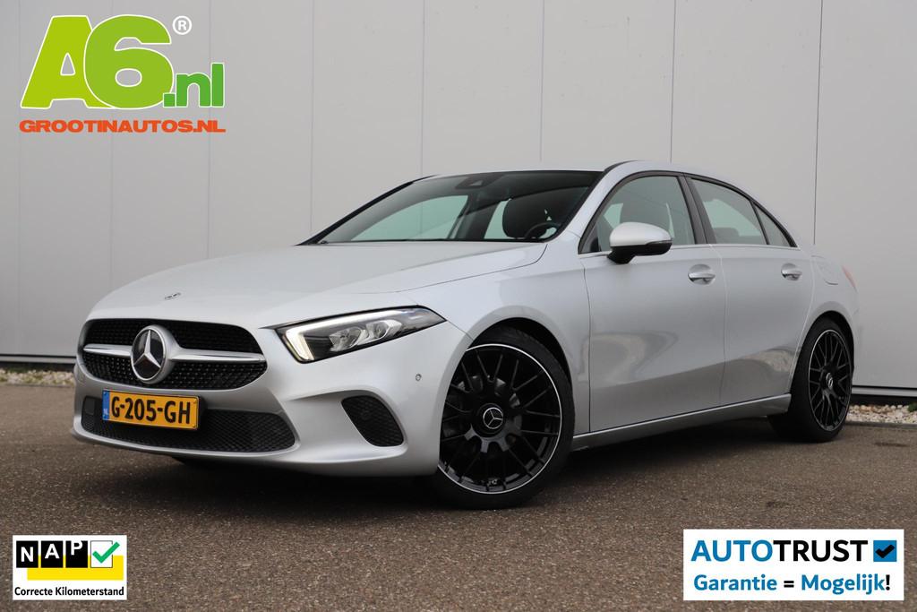 Mercedes-Benz A-klasse 200 Business Solution Automaat Half L, Gebruikt, 4 cilinders, Met garantie (alle), Leder en Stof