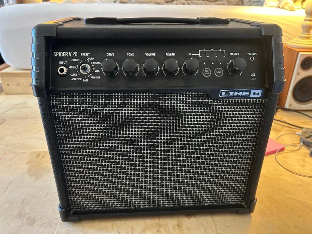 GITAARVERSTERKER Line6 Spider V20 MkII, Ophalen of Verzenden, Zo goed als nieuw, Gitaar, Minder dan 50 watt