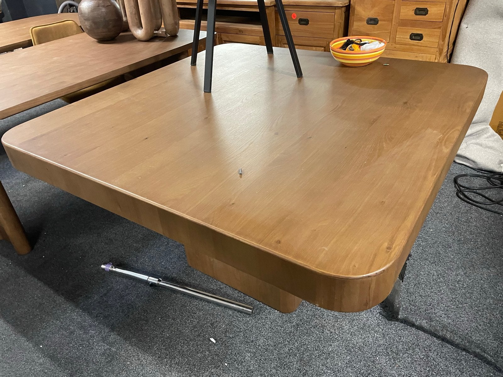 Vierkante eikenhouten tafel 140x140 cm, Huis en Inrichting, Ophalen, Nieuw, Vijf personen of meer, X