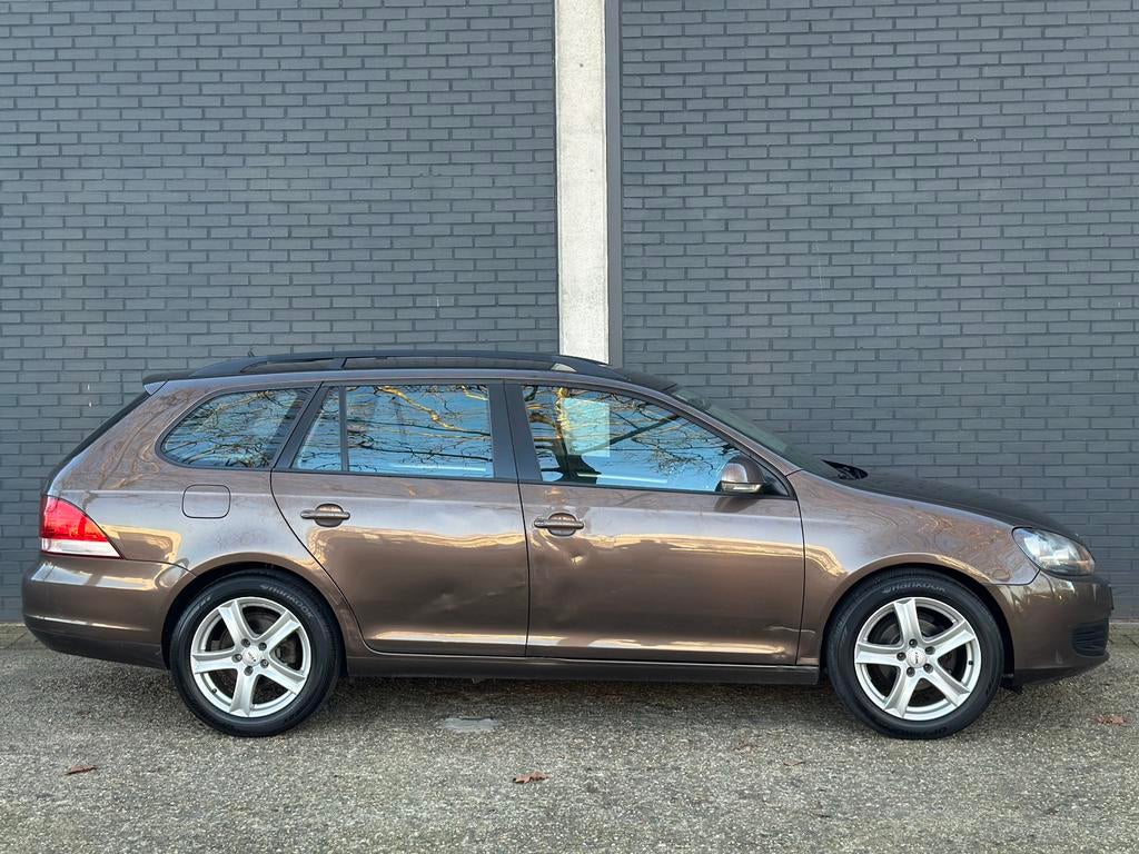 GOLF STATION/NIEUWE APK/GOEDE STAAT, Auto's, Voorwielaandrijving, 680 kg, 4 cilinders, Bruin