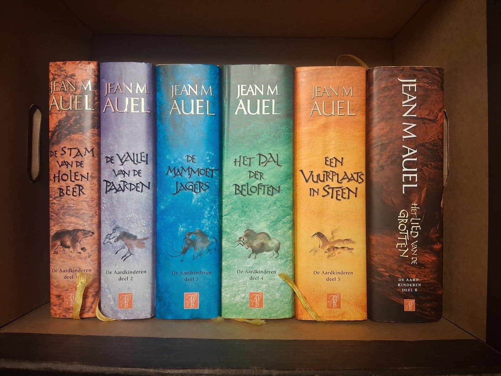 Jean M. Auel – De Aardkinderen – 6-delige complete serie, Boeken, Fantasy, Ophalen of Verzenden, Gelezen, Jean M. Auel