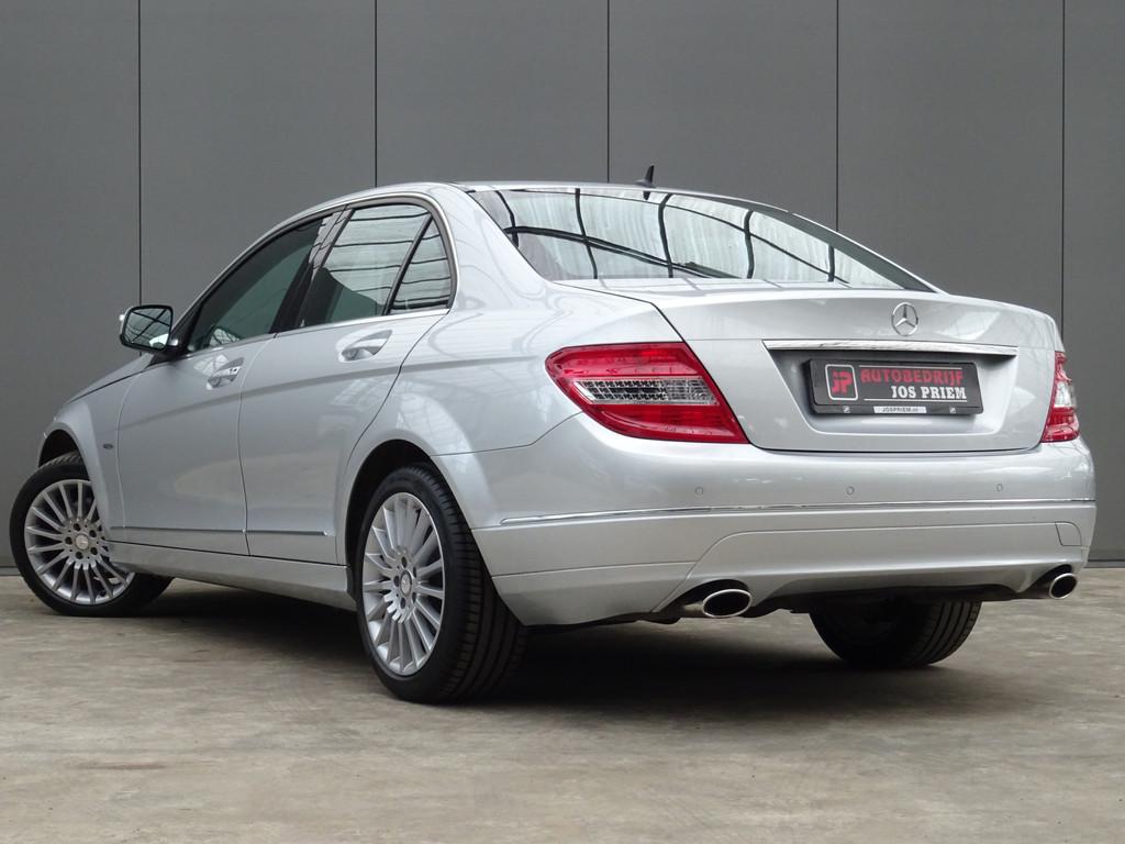 Mercedes-Benz C-Klasse 280 Elegance * LAGE KM * YOUNGTIMER !, Auto's, Automaat, Zwart, Parkeersensor, 2996 cc