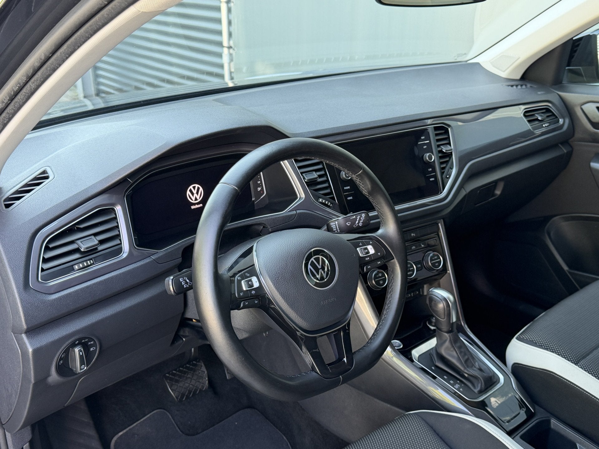 Volkswagen T-Roc BWJ 2021 | 1.5TSI 150PK Sport Business R AU, Auto's, 1254 kg, Stof, 150 pk, Bedrijf