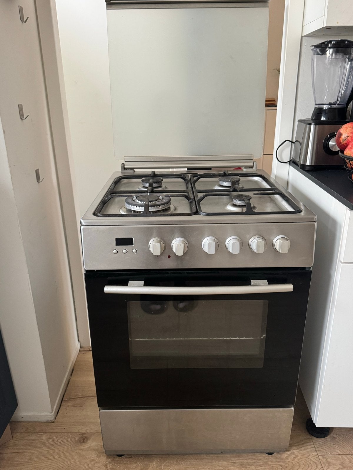 Gasfornuis met oven (grill werkt), Ophalen, Gebruikt, Grill, 4 kookzones