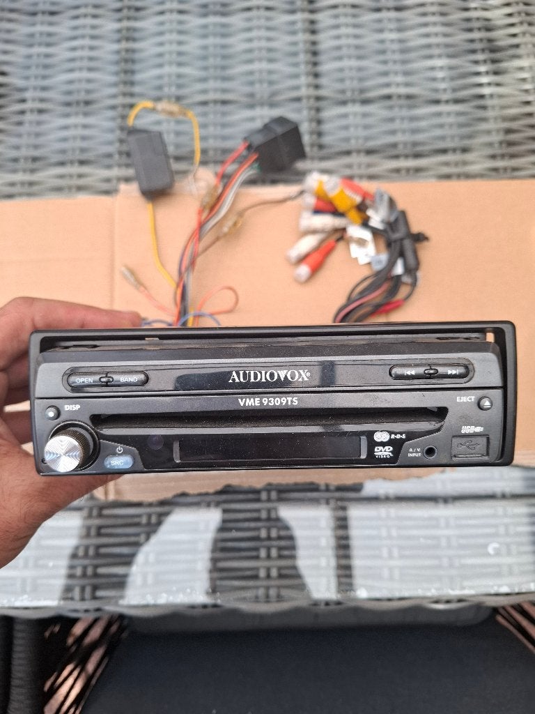 Audiovox VME 9309TS DVD Autoradio LCD Touchscreen USB 2.0, Ophalen of Verzenden, Gebruikt
