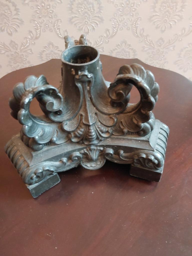 Antieke Gietijzeren Kandelaar / Zware Tafeldecoratie, Ophalen of Verzenden