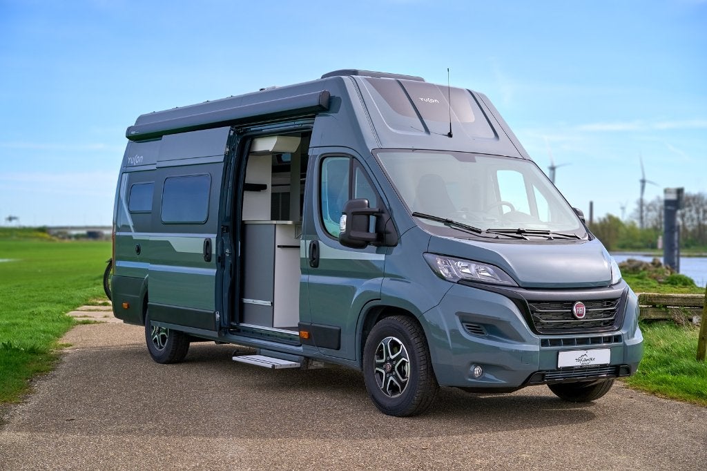 Pilote 63 H, aut/trekhaak/beweegbaar bed/140 pk/vol opties, Automaat, Buscamper of Camperbus, Koelkast, Fiat