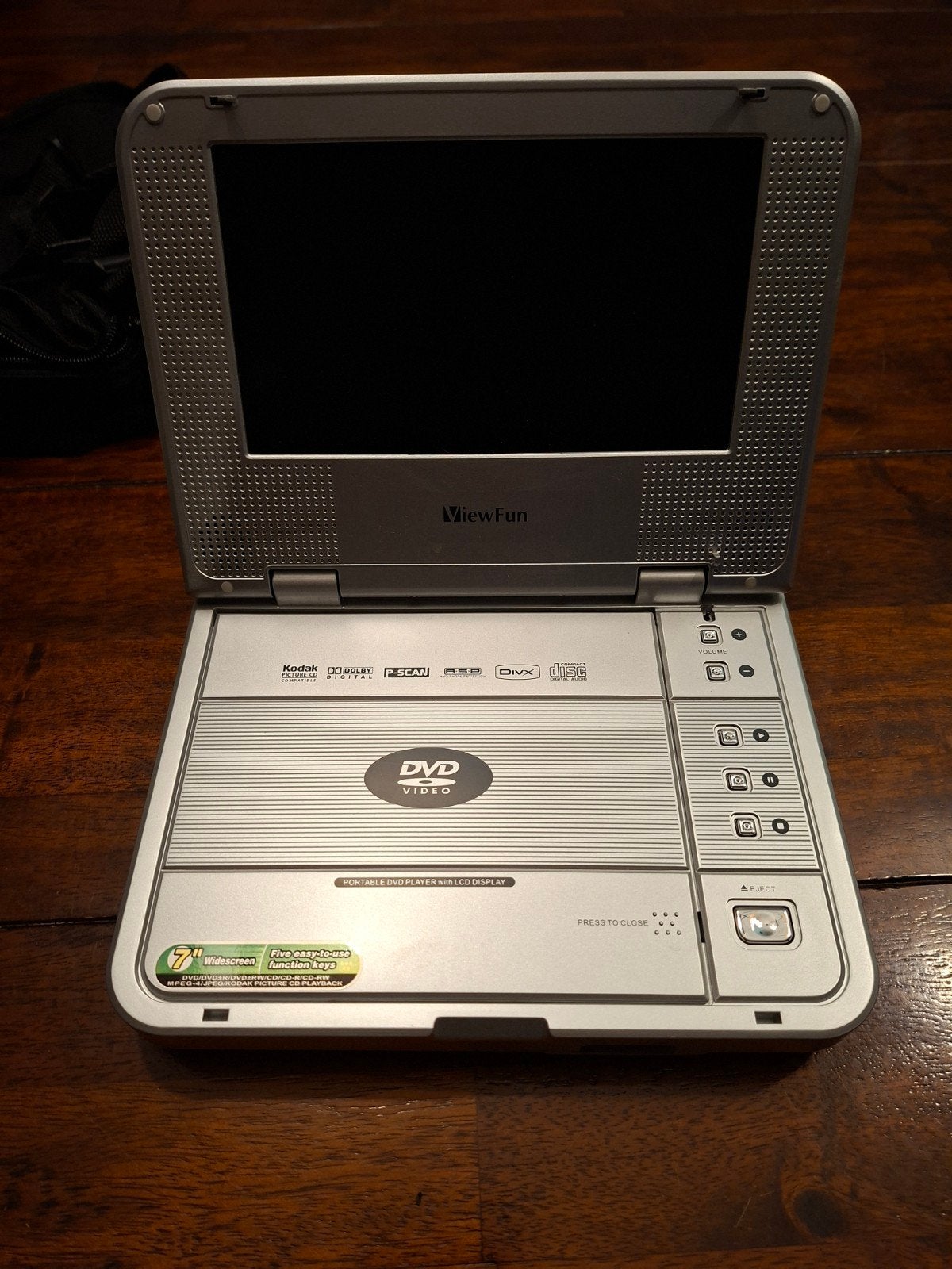 ViewFun MP72 Draagbare DVD-speler met 7 inch scherm, Draagbaar, Zo goed als nieuw, Ophalen, Overige merken