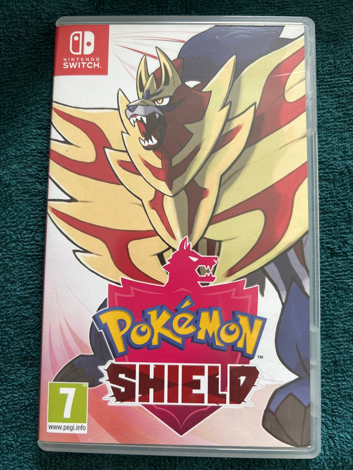 Pokémon Shield Nintendo Switch - Avontuurlijk RPG, Online, 1 speler, Ophalen of Verzenden, Zo goed als nieuw