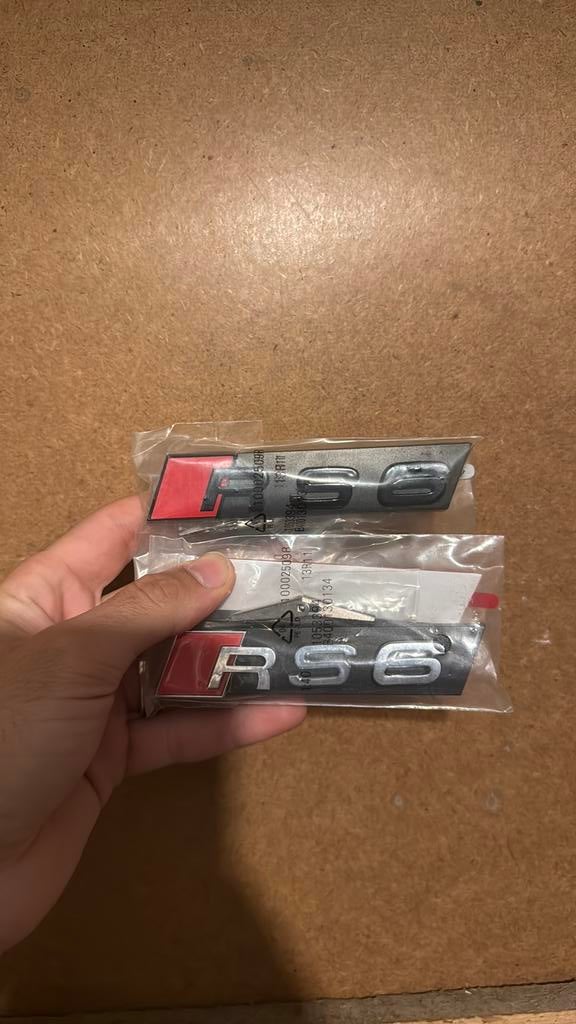 Audi RS6 Grill Embleem Badge -Nieuw - OEM Look - Compleet, Ophalen of Verzenden