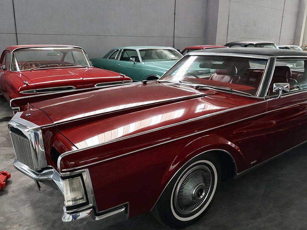 Lincoln - mark 111 - Continental - Oldtimer, Auto's, Oldtimers, Bedrijf, Lincoln, Benzine, Overige carrosserieën, Automaat