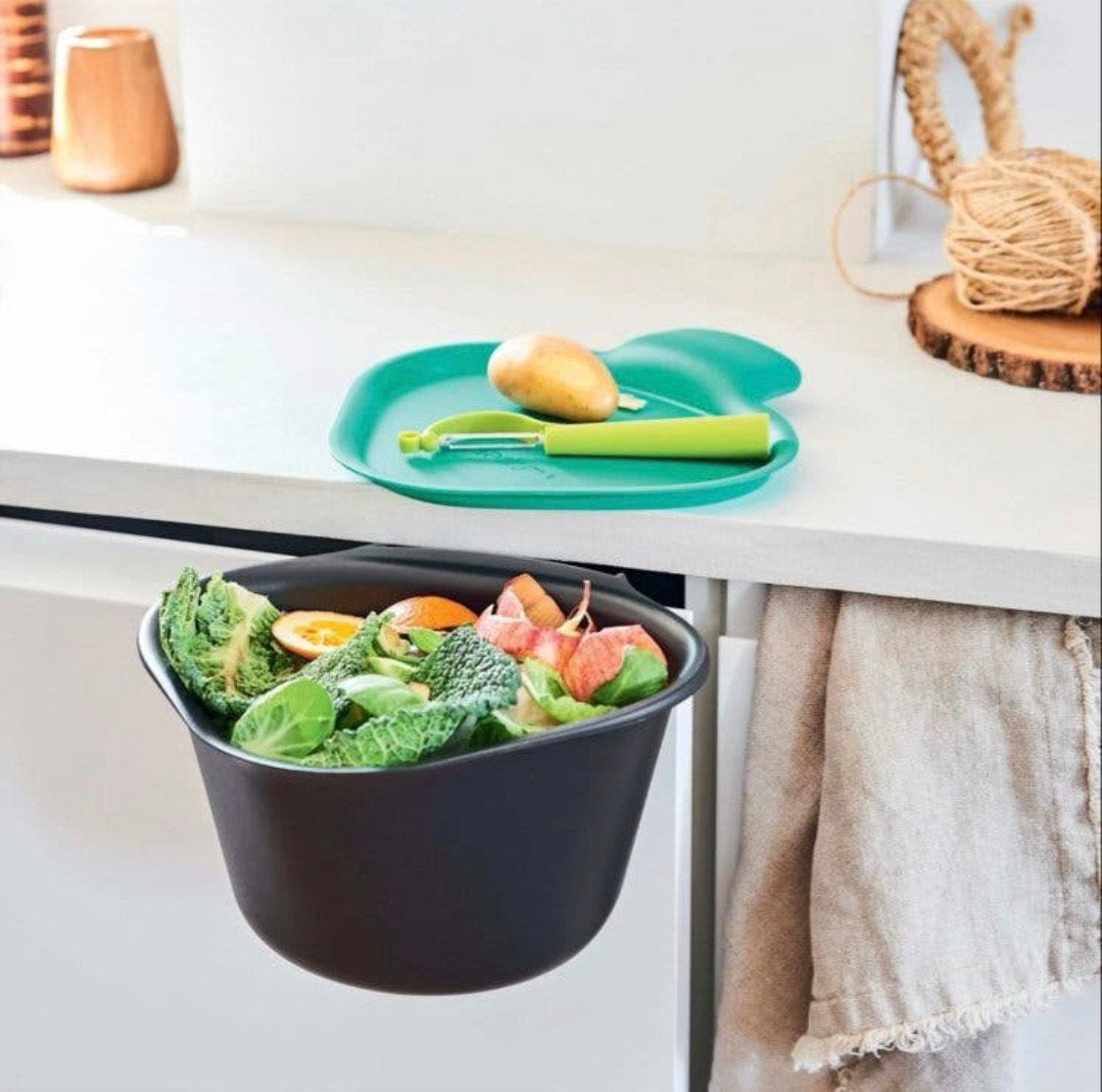 Tupperware Multidriehoek - Handige Afvalbakje voor Keuken, Overige kleuren, Overige typen, Nieuw, Ophalen of Verzenden