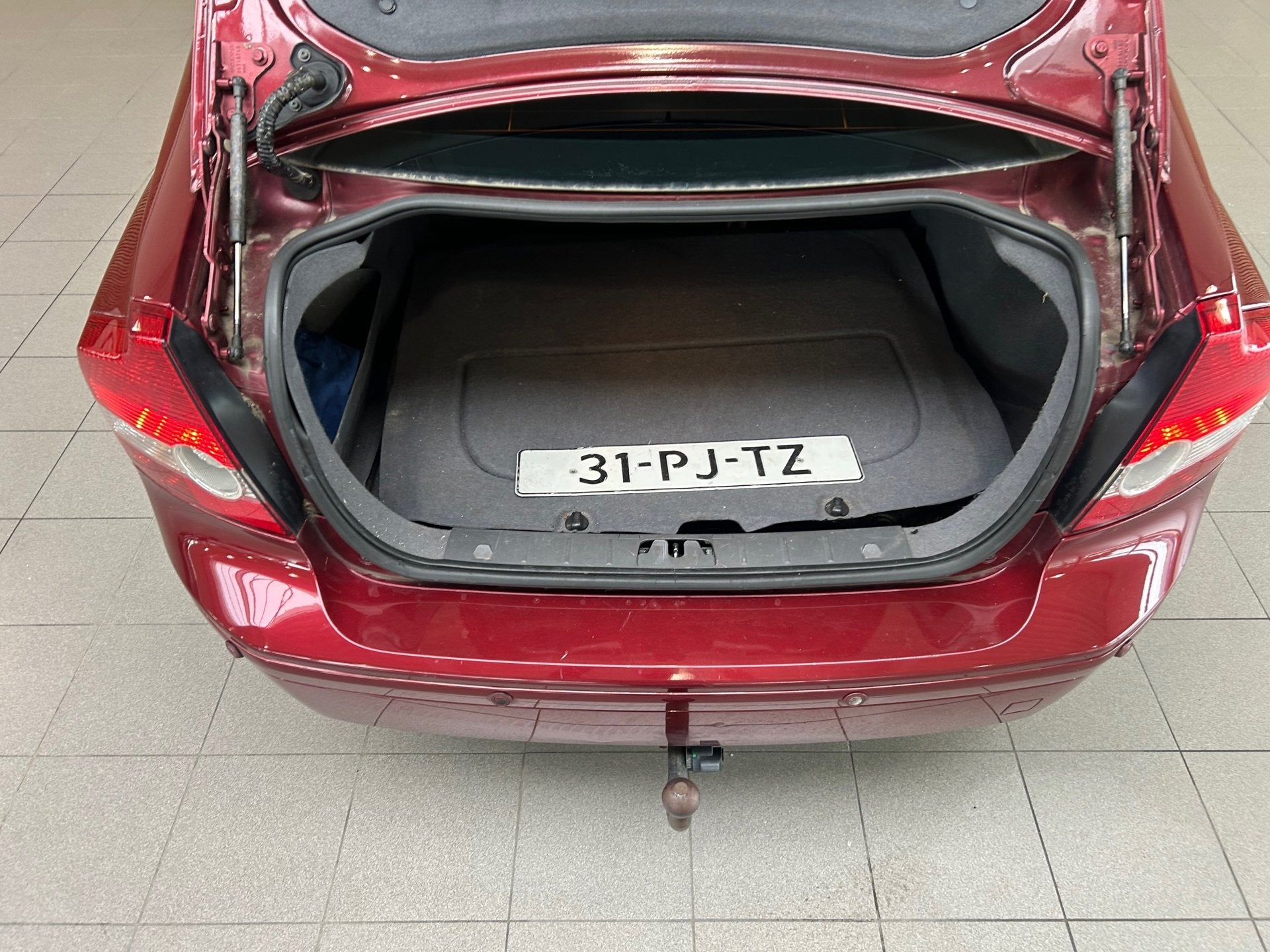 Volvo S40 2.4i Summum | LPG | Automaat | Cruise | Stoelverwa, Auto's, Dealer onderhouden, Gebruikt, 2435 cc, Stoelverwarming